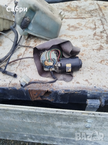 Мотор за чистачки Ивеко, снимка 2 - Части - 44685337