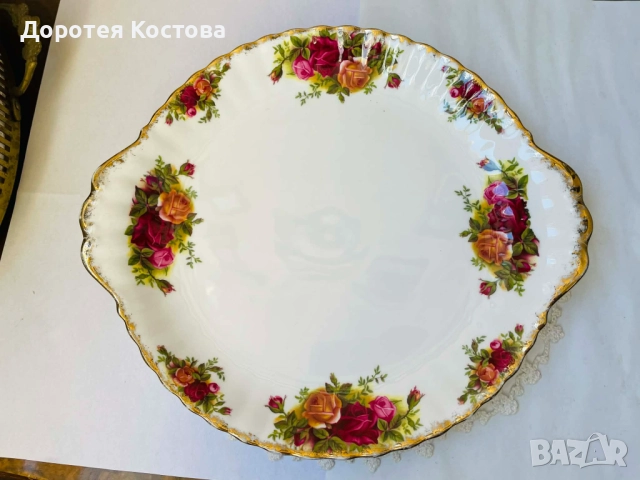 ROYAL ALBERT красиви плата от костен порцелан от Англия, снимка 2 - Антикварни и старинни предмети - 52957812