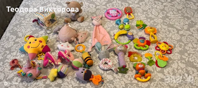 Сет от бебешки играчки