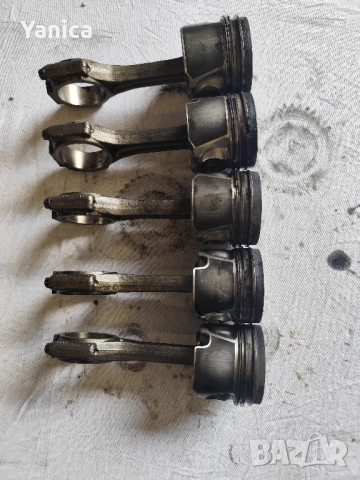 VW Tuareg 2,5 TDI VW TRANSPORTER T5 комплект бутала с биели, снимка 2 - Части - 51889050