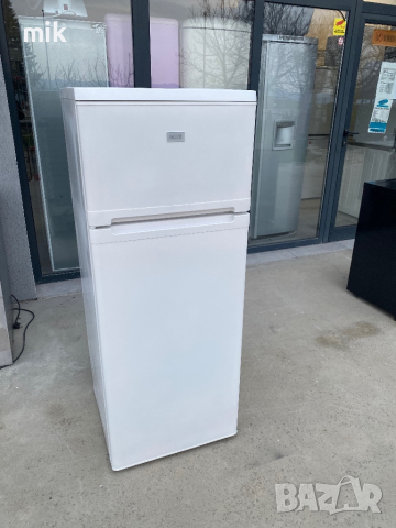 Хладилник с камера Зануси 140 см, снимка 2 - Хладилници - 44716377