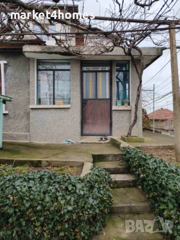 уютна къща в най-предпочитаната част на 9-ти квартал, снимка 8 - Къщи - 52772573