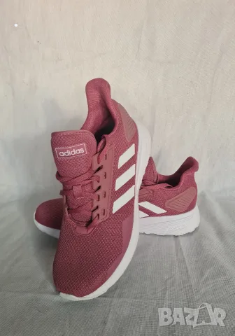 Маратонки adidas и Guess, снимка 2 - Маратонки - 56324608