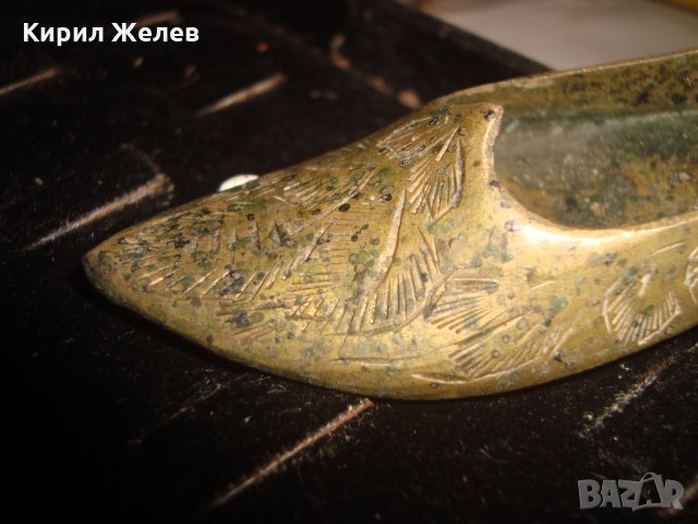 СТАР БРОНЗОВ ЧЕХЪЛ - ПЕПЕЛНИК РЪЧНО МАЙСТОРСКИ ИЗРАБОТЕН и ОРНАМЕНТИРАН ХУДОЖЕСТВЕНО с КАЛЕМ 15418, снимка 6 - Колекции - 34339632