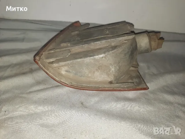 Преден десен мигач за АУДИ 100 Ц3 AUDU 100 C3, снимка 5 - Части - 48267501