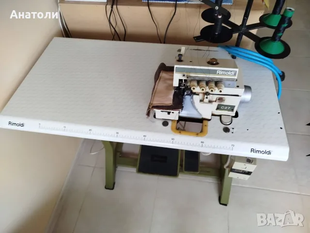 Продавам оверлог , снимка 5 - Друга електроника - 55941454