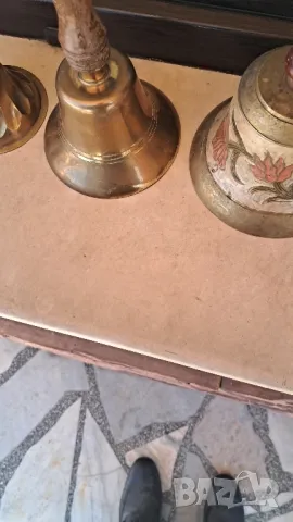 Звънци бронзови , снимка 10 - Антикварни и старинни предмети - 42879944