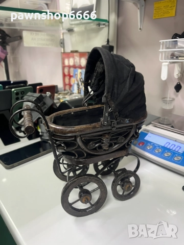 Винтидж викторианска количка за кукли, антична и колекционерска., снимка 4 - Колекции - 51971833