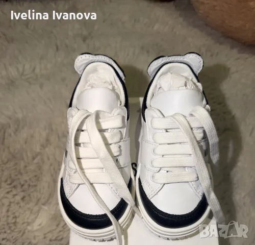 Оригинални маратонки на Moschino, снимка 2 - Детски маратонки - 56074577