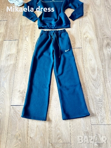 Продавам разкошен и много топъл ежедневен сет от марката Nike. В употзелен цвят.С,М Л размер, снимка 9 - Спортни екипи - 51939869