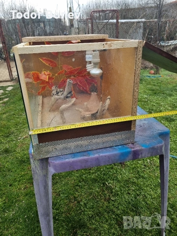 Продавам две клетки за птици и един терариум, снимка 10 - За птици - 53174088