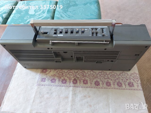 Радио касетофон Hitachi , снимка 7 - Радиокасетофони, транзистори - 37378252