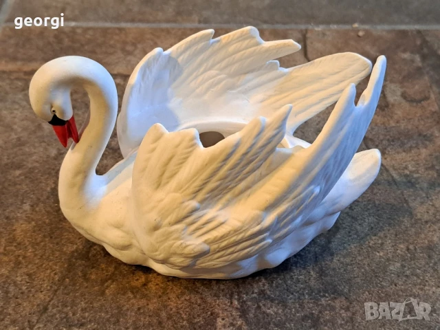 порцеланов лебед Goebel , снимка 2 - Колекции - 50855870