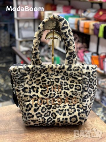 Дамски чанти , снимка 8 - Чанти - 42873579