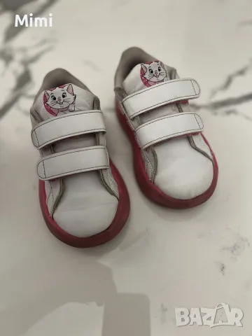 Adidas bubble детски маратонки , снимка 9 - Детски маратонки - 51798640