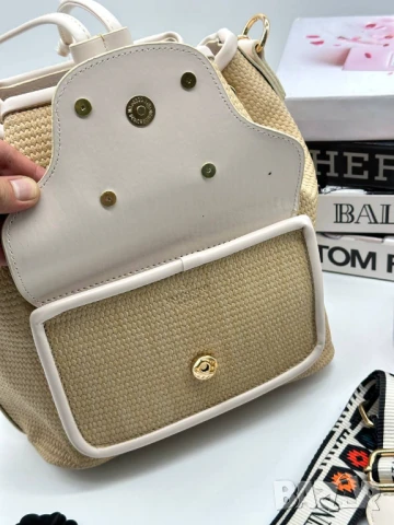 чанти valentino garavani, снимка 6 - Чанти - 50776530