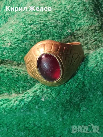СТАРИНЕН КЛАСИЧЕСКИ РЕТРО МОДЕЛ ОРНАМЕНТИРАН МЕДЕН ПРЪСТЕН с ЧЕРВЕН КАМЪК КРИСТАЛ РЪЧНА РАБОТА 46805, снимка 16 - Антикварни и старинни предмети - 46423640