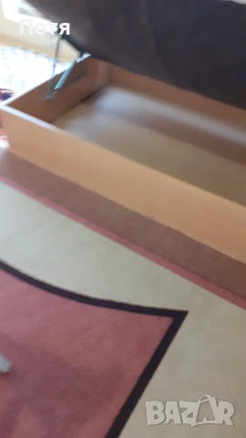 Продавам спешно 2 ъглови легла за 30 евро, снимка 4 - Дивани и мека мебел - 53270023