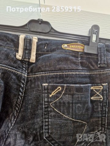 Дамски черни джинси, снимка 6 - Дънки - 37630133