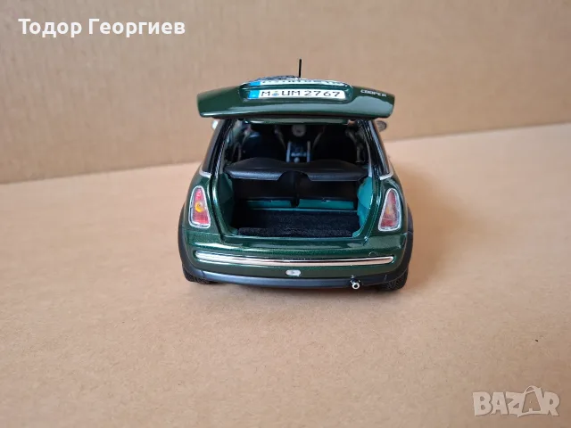 Mini Cooper 2001 на Kyosho 1:18, снимка 7 - Колекции - 55966797