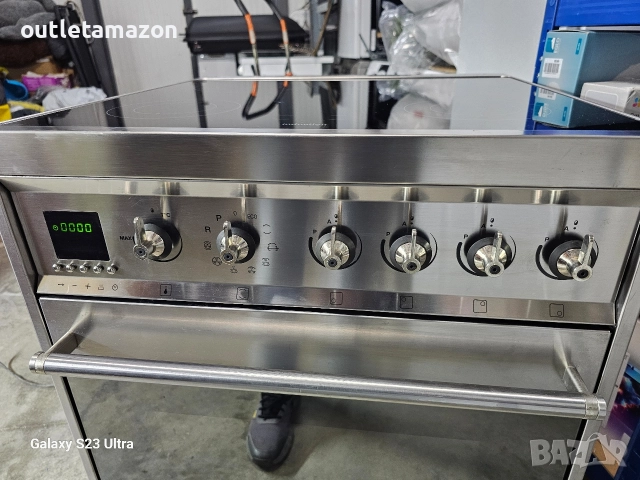 готварска печка с индукционни котлони SMEG , снимка 4 - Печки, фурни - 52580981