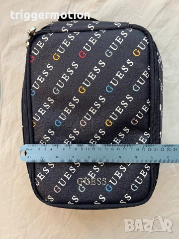 Оригинална! GUESS Чанта Несесер /Travel Shoe Cube Make Up Bag Organiser, снимка 10 - Чанти - 51428652