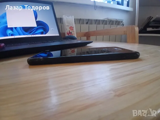 Samsung A8 заден счупен гръб, снимка 3 - Samsung - 56416103