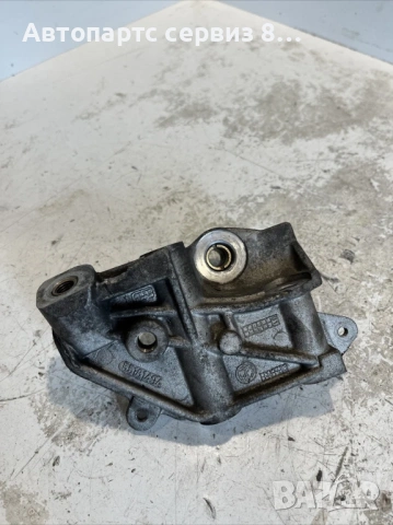 Alfa Romeo 147 2007 1.9 JTD 16V държач/скоба за двигател оригинален 55181494, 937A5000