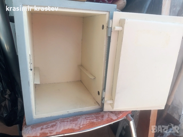 продавам каса сейф, снимка 3 - Сейфове и каси - 52253450