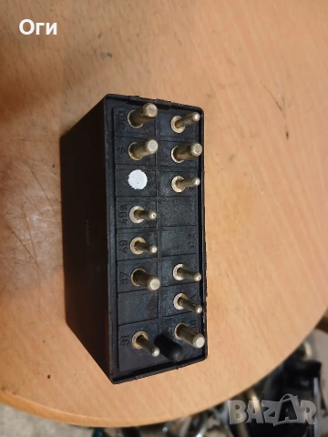 Реле за мигачи за Мерцедес 201 821 00 47 / 60 215 001, снимка 2 - Части - 53975876