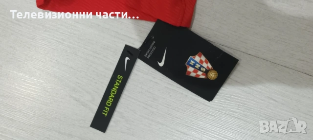 Чисто нова оригинална футболна тениска Хърватия домакински екип 2020/2021 Nike CD0695-100 размер L, снимка 7 - Спортни дрехи, екипи - 53303656