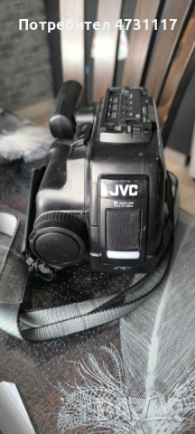 Винтидж видеокамера JVC Videomovie GR-AX2  , снимка 2 - Ресийвъри, усилватели, смесителни пултове - 53961908