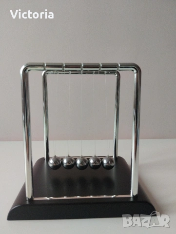 Люлката на Нютон