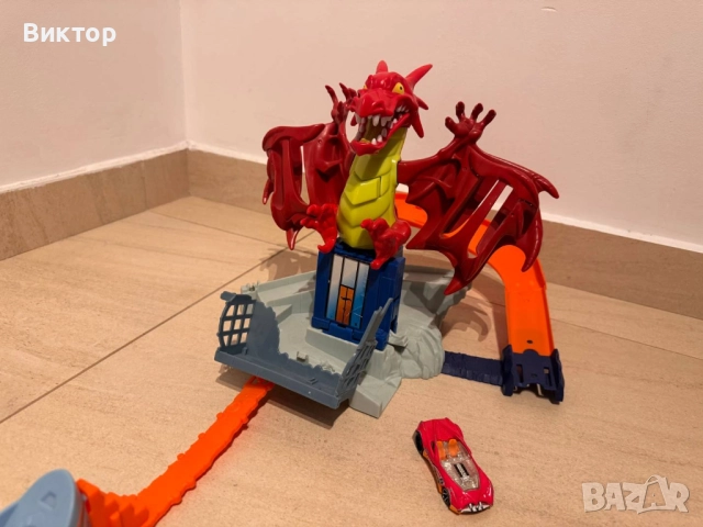 Много Писти Hot Wheels от високия клас, снимка 15 - Коли, камиони, мотори, писти - 52656857