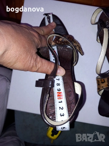 Чисто нови елегантни обувки на ток от естествена кожа и косъм, снимка 14 - Дамски елегантни обувки - 54038711