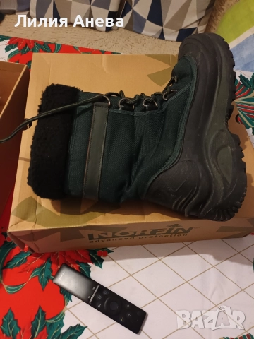 Нови зимни ботуши с дебела подплата N⁰ 46, снимка 2 - Мъжки боти - 52792398