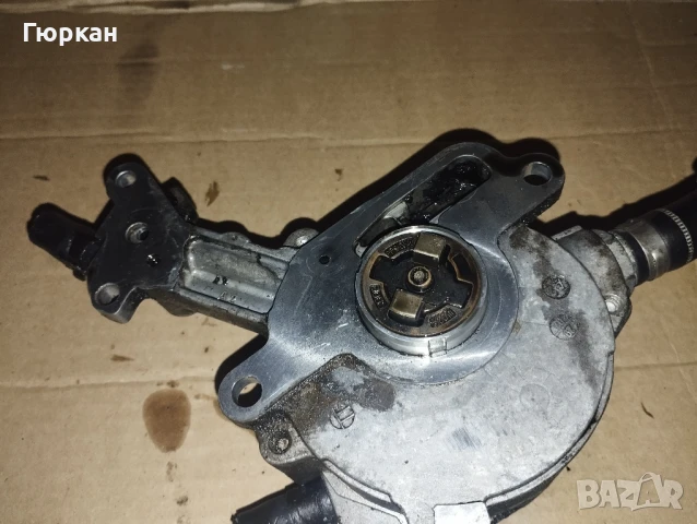 VW Golf 5 - VW Caddy 1.9 TDI Вакум Помпа      038 145 209 , снимка 7 - Части - 51022799