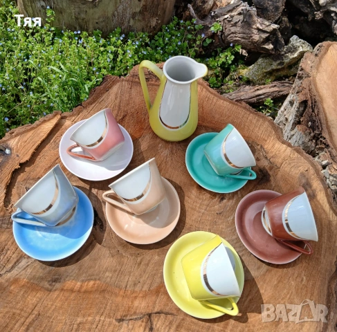 Танцуващ разноцветен сервиз на СИП , снимка 2 - Сервизи - 54174492