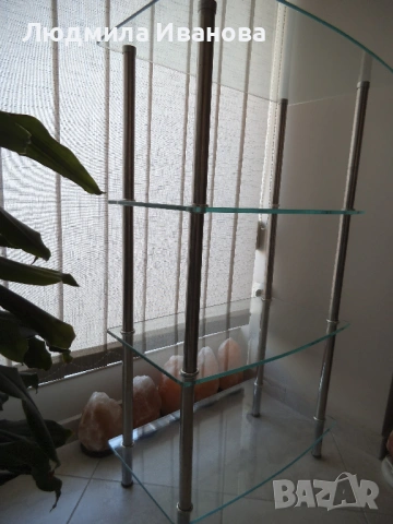 Стъклена етажерка, снимка 3 - Етажерки - 54132523