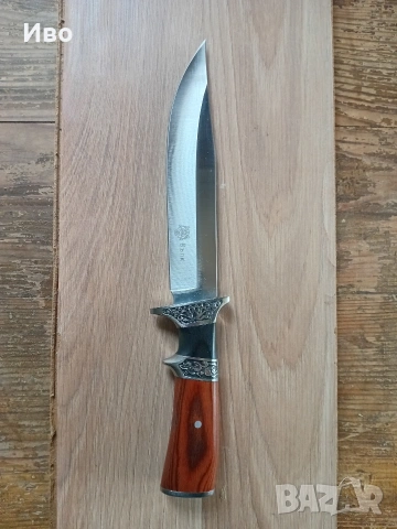 Ловен нож „Вълк“ с калъф – стилен дизайн, много запазен, снимка 2 - Ножове - 54026498