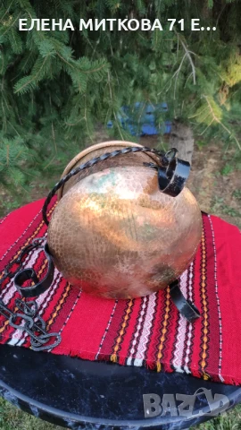 Голямо медно котле с крака от ковано желязо и верига за закачане, снимка 4 - Антикварни и старинни предмети - 51001080