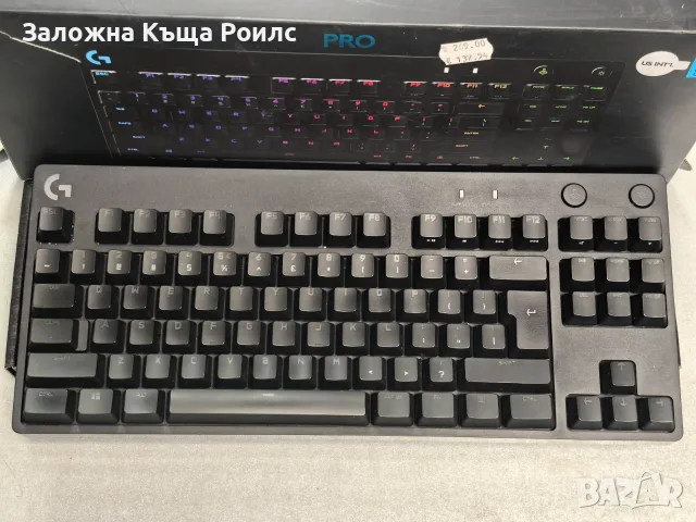 Геймърска механична клавиатура Logitech G PRO 920-009392, снимка 3 - Клавиатури и мишки - 56010330