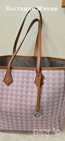  Дамска оригинална чанта със портмоне. L.Credi Munich. Като нова. , снимка 18 - Чанти - 53307947