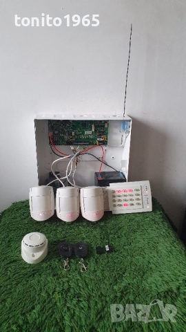 Сот комплект Paradox Spectra SP5500 с дистанционно у-е