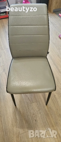 Разтегателна холна маса с три стола и подарък, снимка 5 - Маси - 51714376