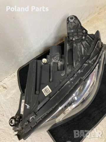 Ляв фар за Мерцедес Е класа 213 Mercedes E class W 213, снимка 3 - Части - 52716337