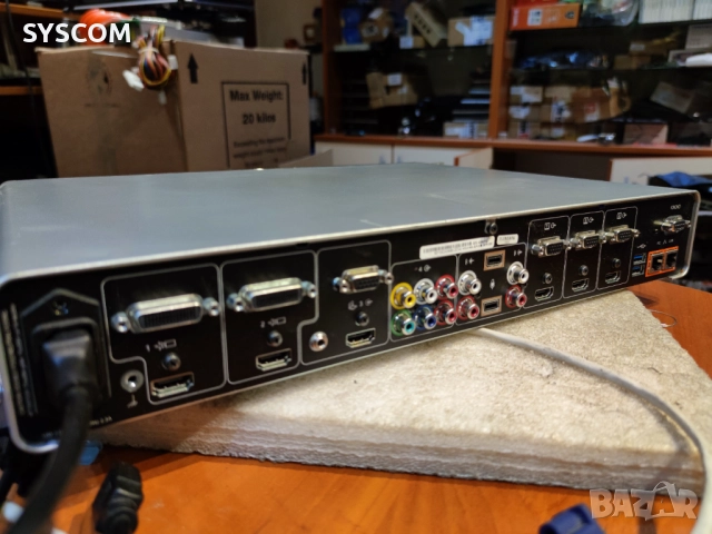 Polycom RealPresence Group 700 Type P002 Video Conferencing System, снимка 8 - Друга електроника - 52298918