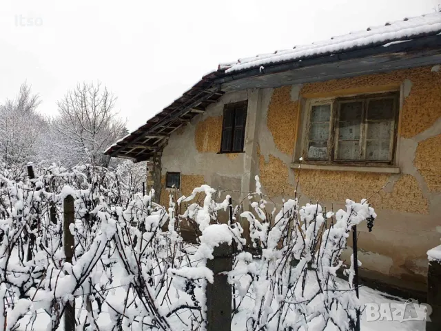 Къща в с. Горски Горен Тръмбеш, 6.2 дка двор, кладенец, 100 кв РЗП, снимка 6 - Къщи - 48483204