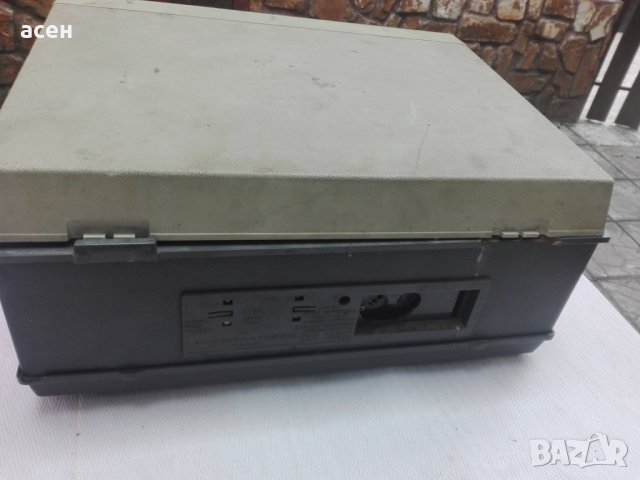 магнетофон Унитра , снимка 4 - Антикварни и старинни предмети - 30581095