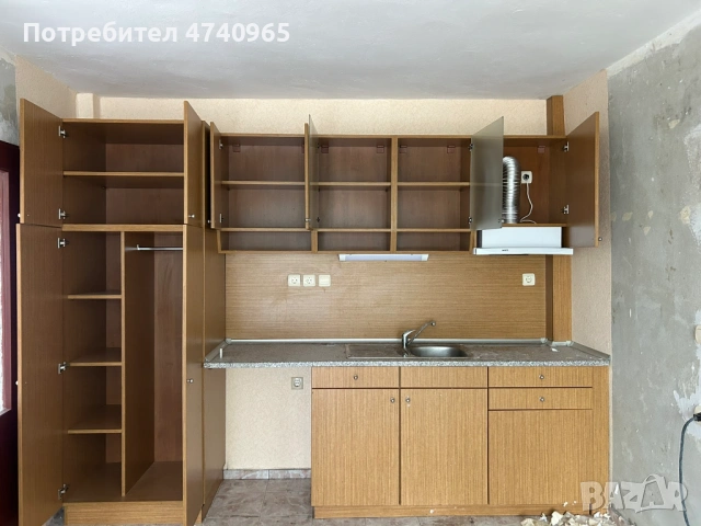 Модулна кухня с аспиратор и хладилник , снимка 2 - Кухни - 53918582